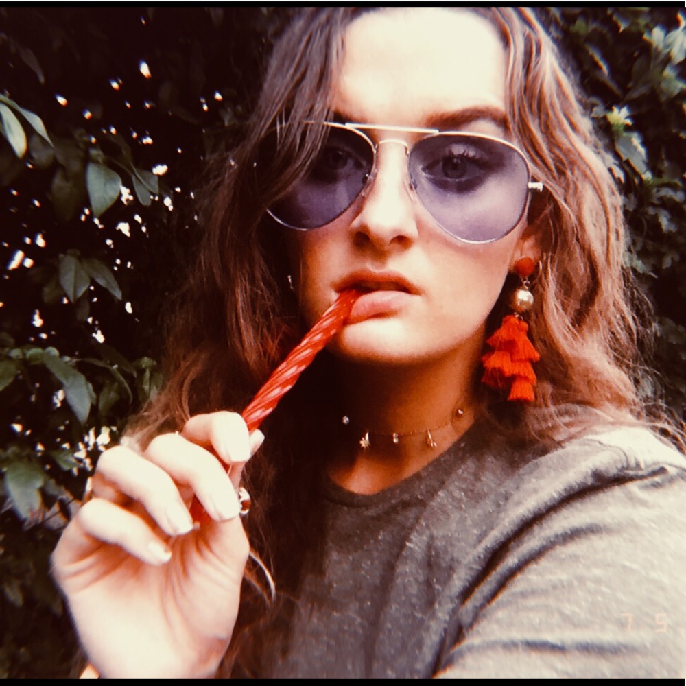 Meet your Posher, Hailey